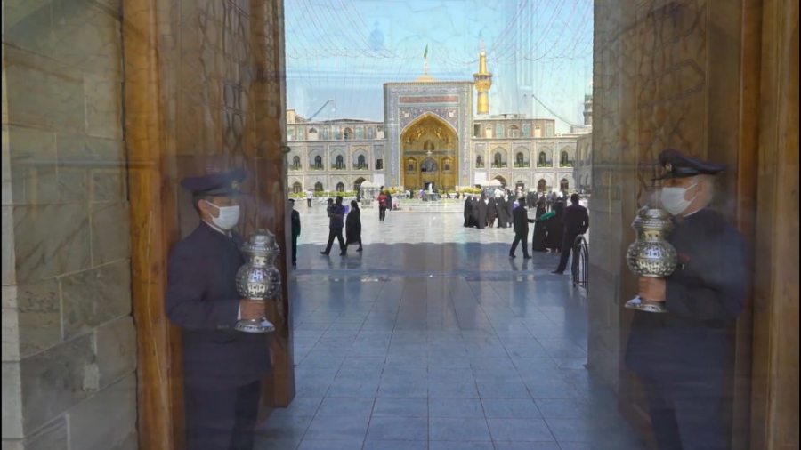 کلیپ زمزمه و استغاثه زائران به...