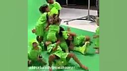 بیلی رو له کردن :))