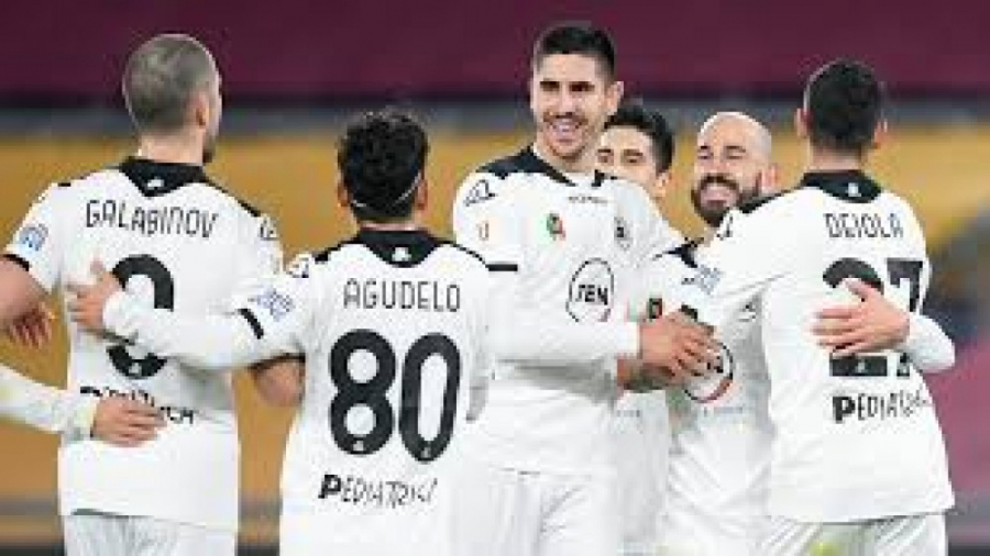 آ اس رم ـ اسپتزیا || ۱ ۸ نهایی...