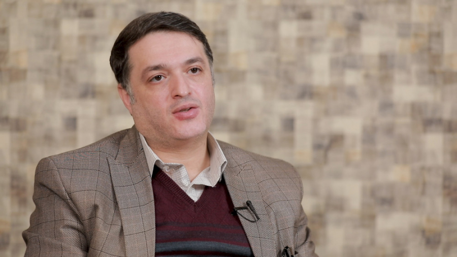 توسعه مقدم بر دموکراسی است