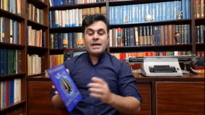 معرفی کتاب زن ایرانی در آیینه...