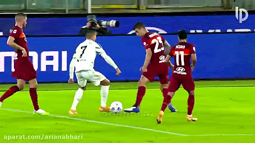 چرا لیونل مسی در قابل کریستیان...