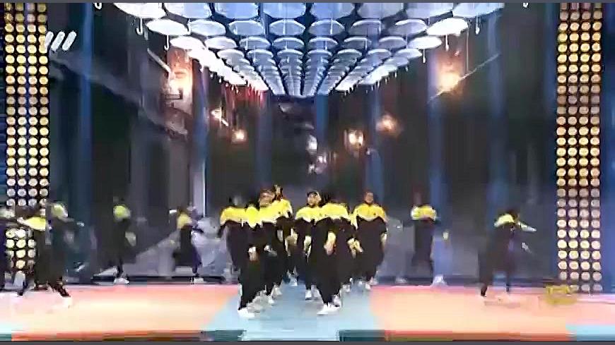 فیلم کامل اجرای گروه دختران ست...