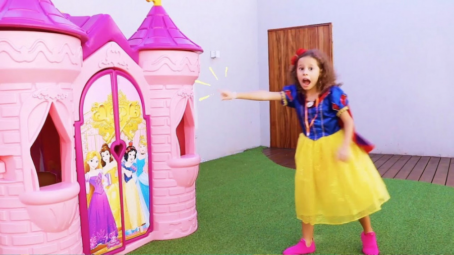 نمایش سفیدبرفی و مالیفیسنت