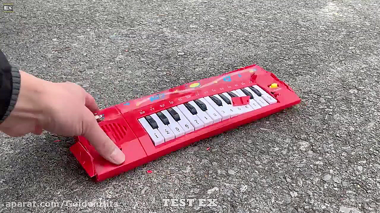 چالش خرد کردن اسباب بازیها و و...