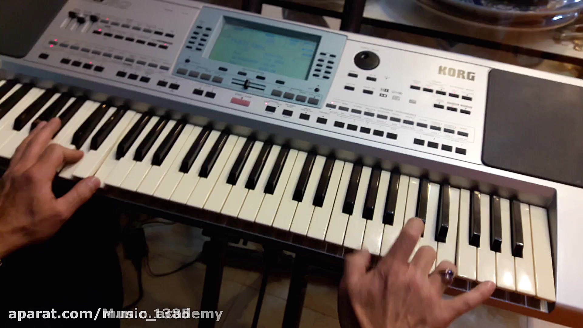 آهنگ لیلی و مجنون از معین