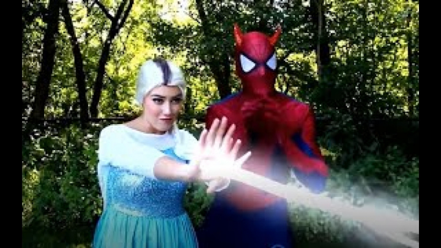 نمایش السا و مرد عنکبوتی