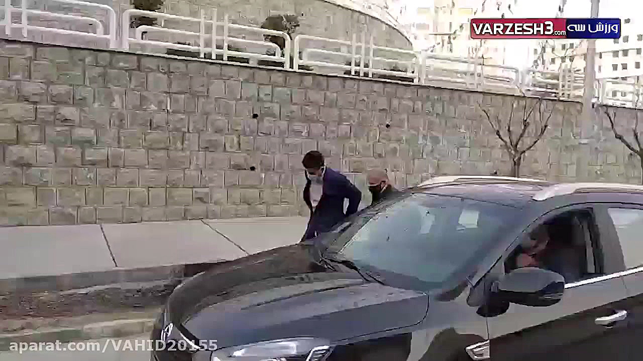 حضور علی پروین در بیمارستان جه...