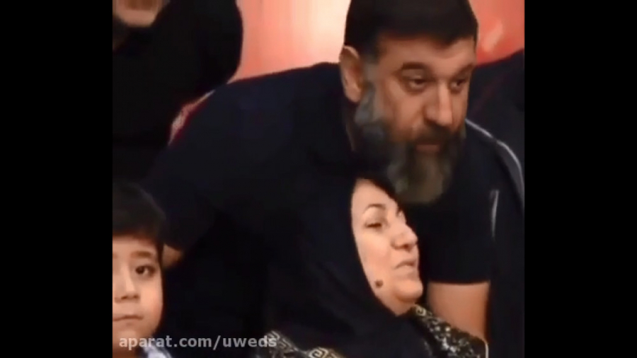 روز مادر مادر علی دست به دعا ب...