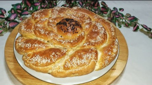 تهیه نان صبحانه مدل گل نرم و خ...