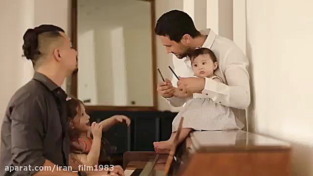 شاهرخ استخری و دخترانش فالو=فا...