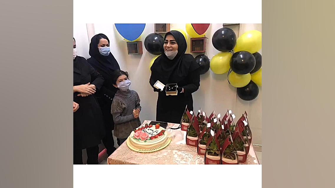 جشن پرسنل برای روز مادر