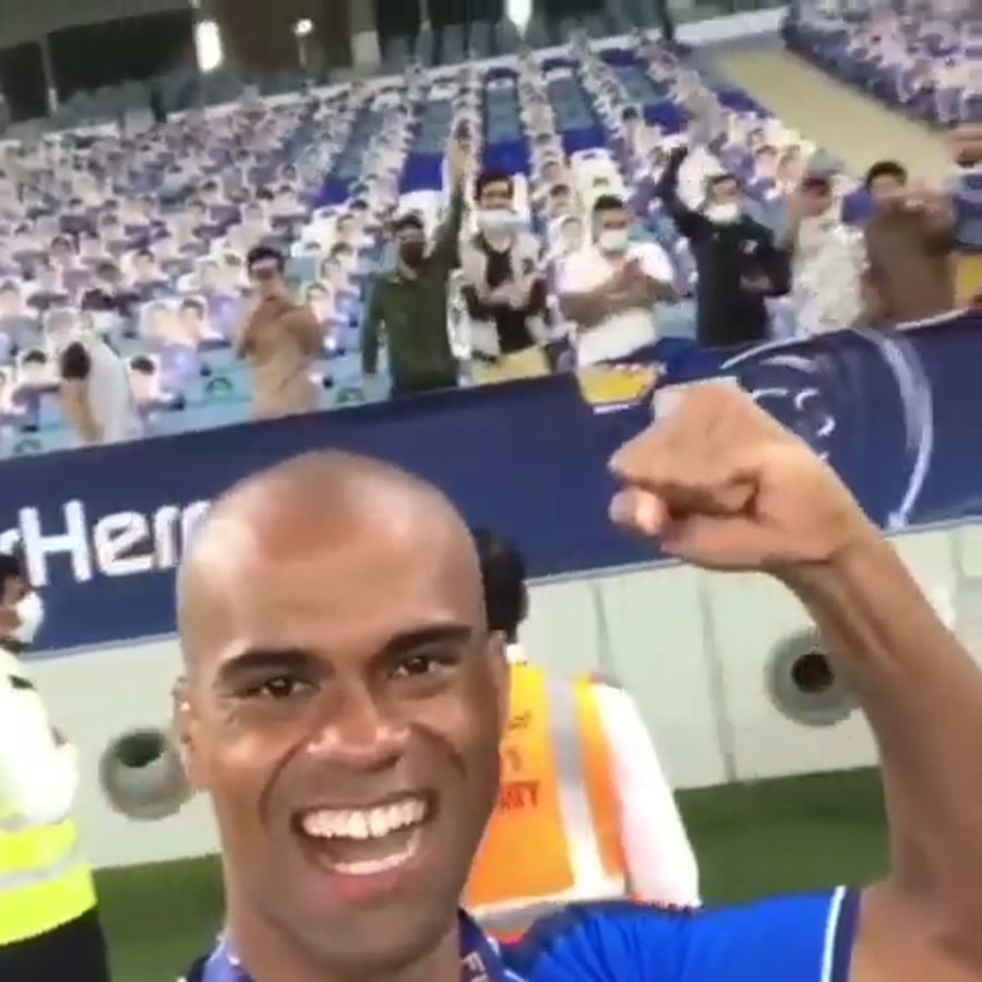 قاتل لنگی آمد .