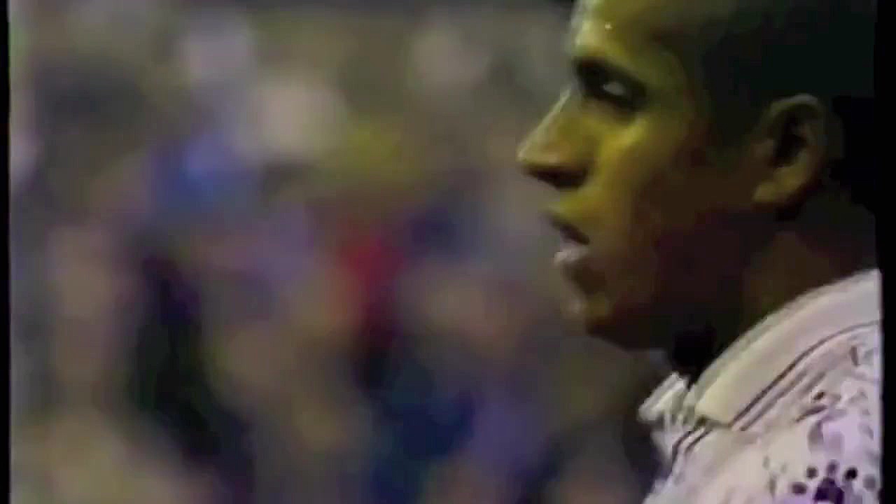 روبرتو کارلوس | پادشاه ضربات آ...