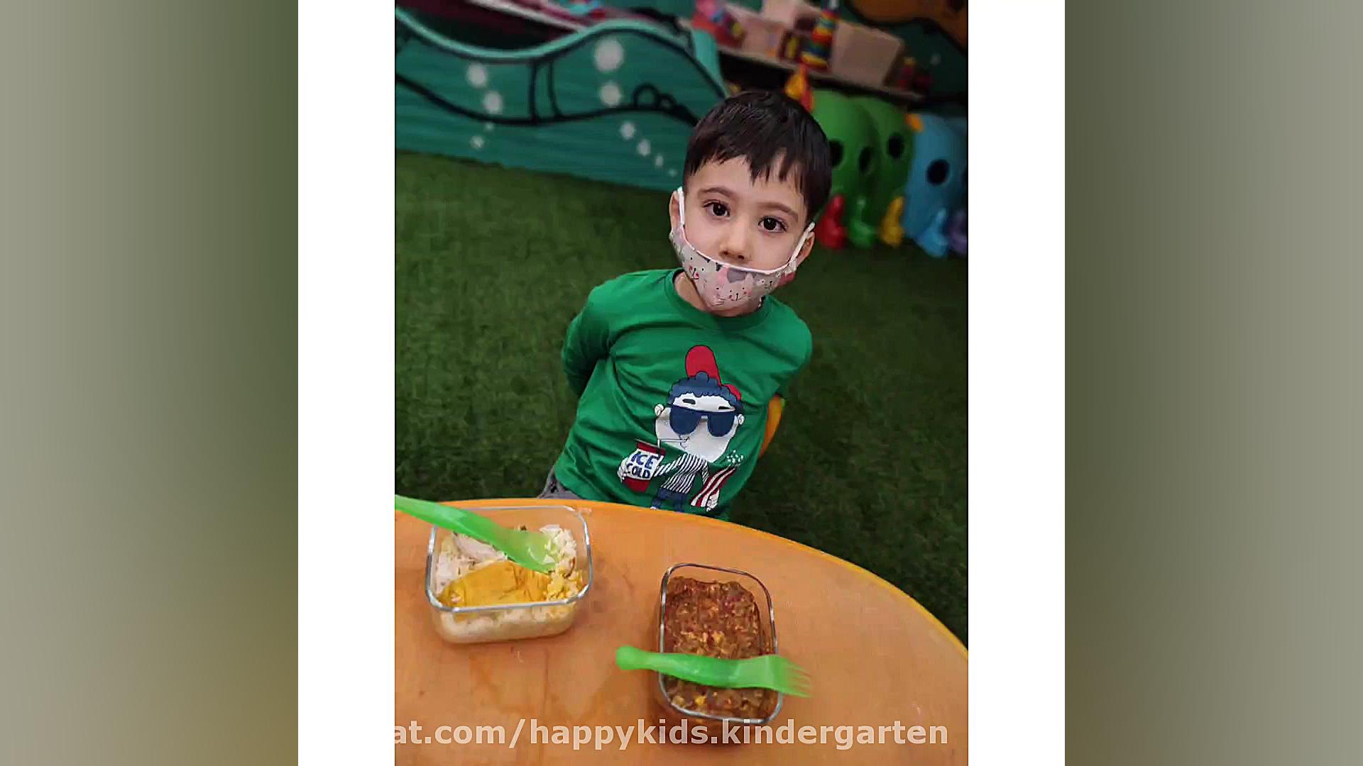 جشنواره غذا مهدکودک شاد گروه س...