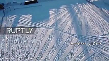 هنرمند کانادایی با استفاده از...