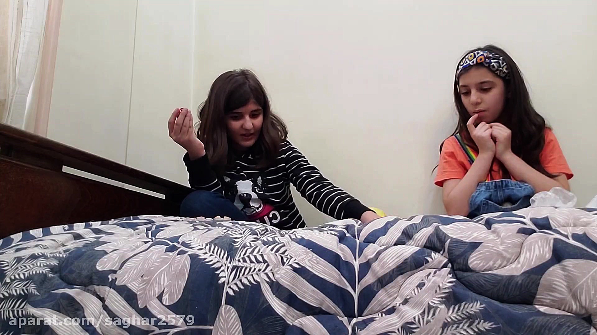 بازی دبرنا ( آوین و رزا )