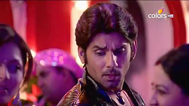 یک عشق یک جنون قسمت ۲۶۴