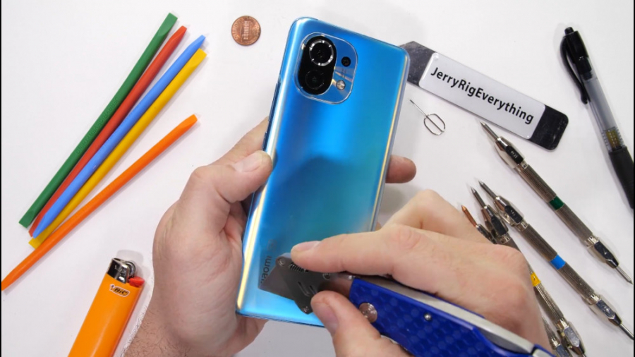 تست مقاومت Mi 11 شیائومی ( Xia...