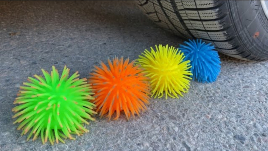 خرد کردن چیزهای ترد و نرم با م...