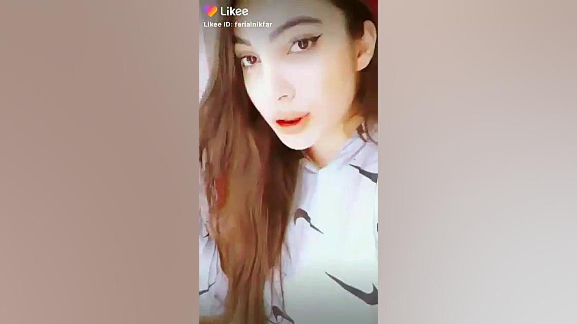 فریال نیکفر