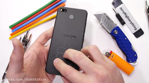 مقاومت گوشی FairPhone 3 در برا...