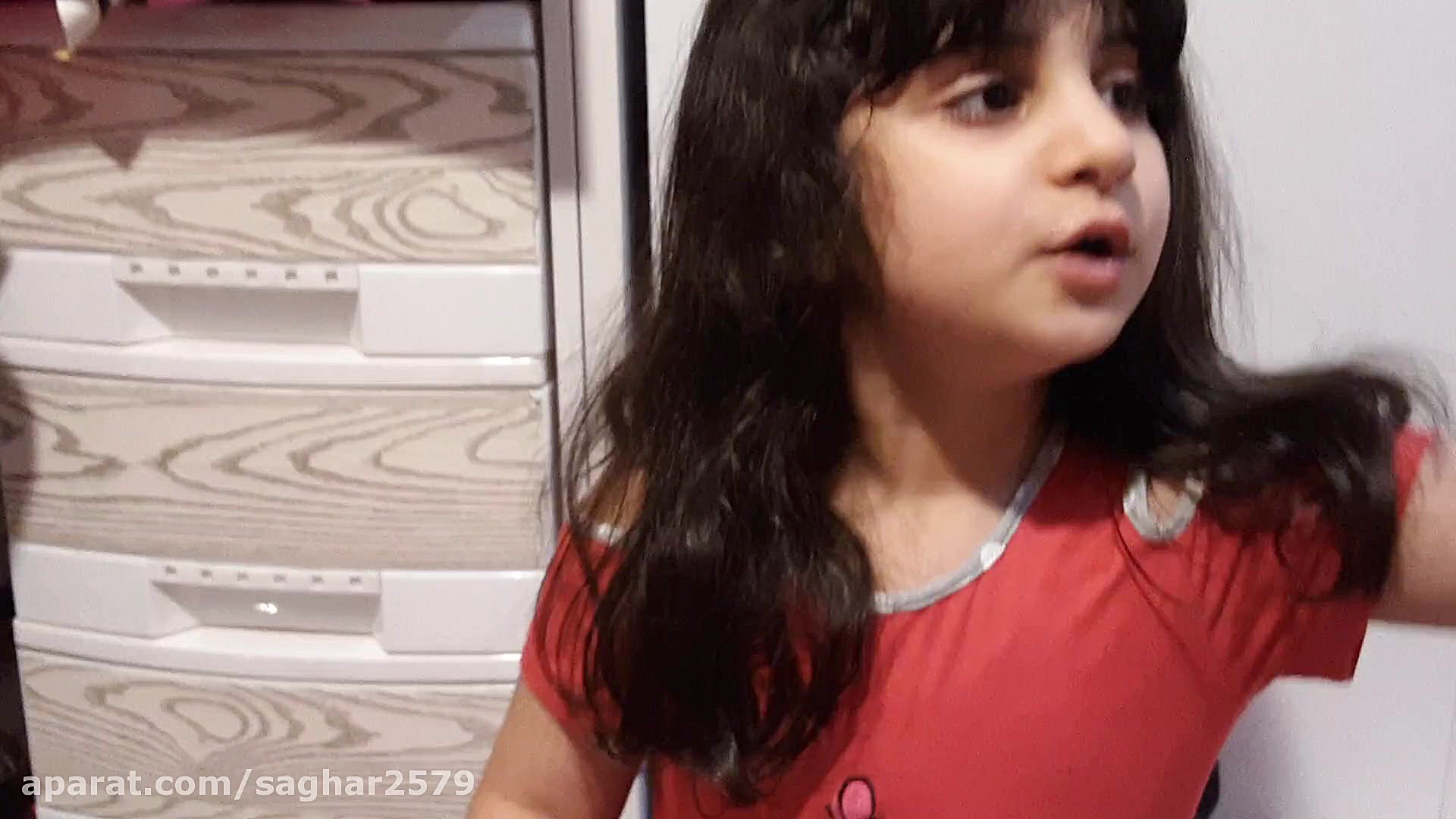 بازی فکری تکمیل لباس ( آوین و...