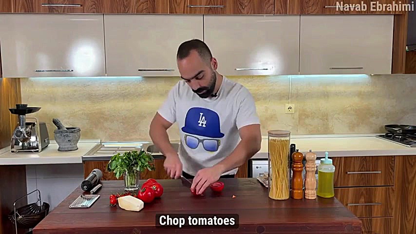 طرز تهیه پاستا با سس گوجه و ری...