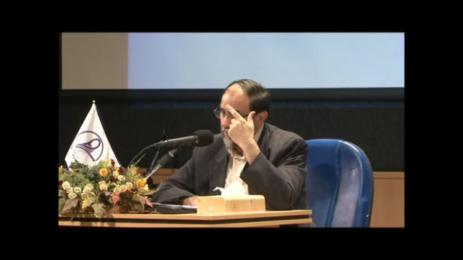 زن&quot;نه شرقی ، نه غربی&quot...