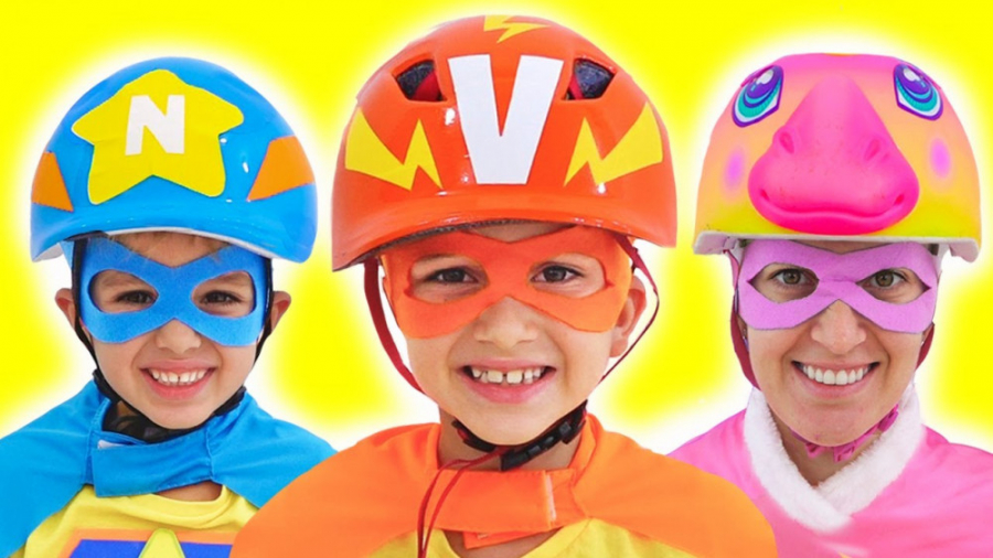 ابر قهرمان شدن در اسکوتر | ولا...