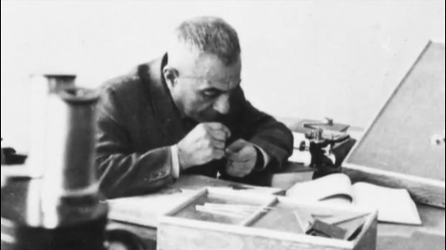 فیلم مستند "مردی از تبار...