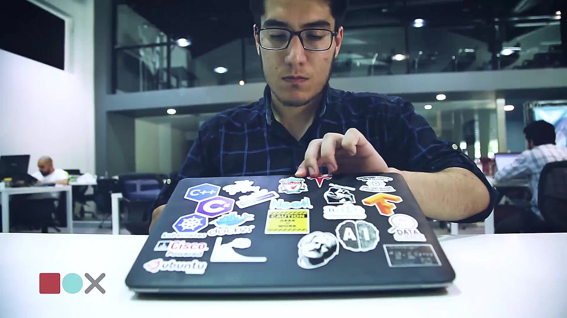 آینده از یک باکس آغاز می شود