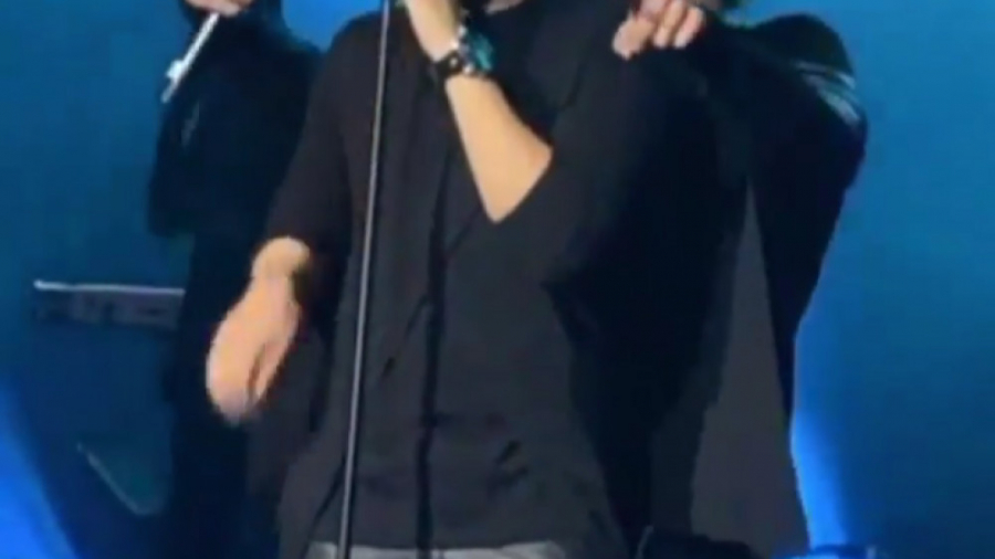 اجرای آهنگ دیوونه بازی ماکان ب...