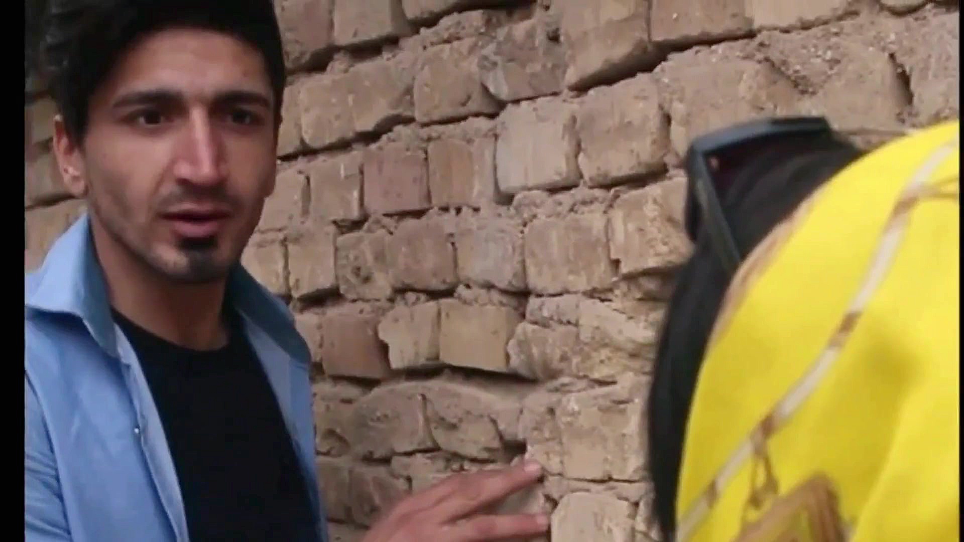 طنز کاریابی در دیوار