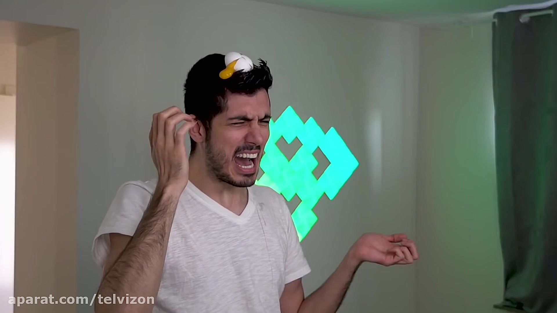 سعی کن نخندی با مجازات سنگین |...