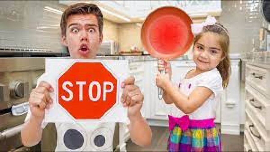 ناستیا و میا  میا و آرتم قوانی...