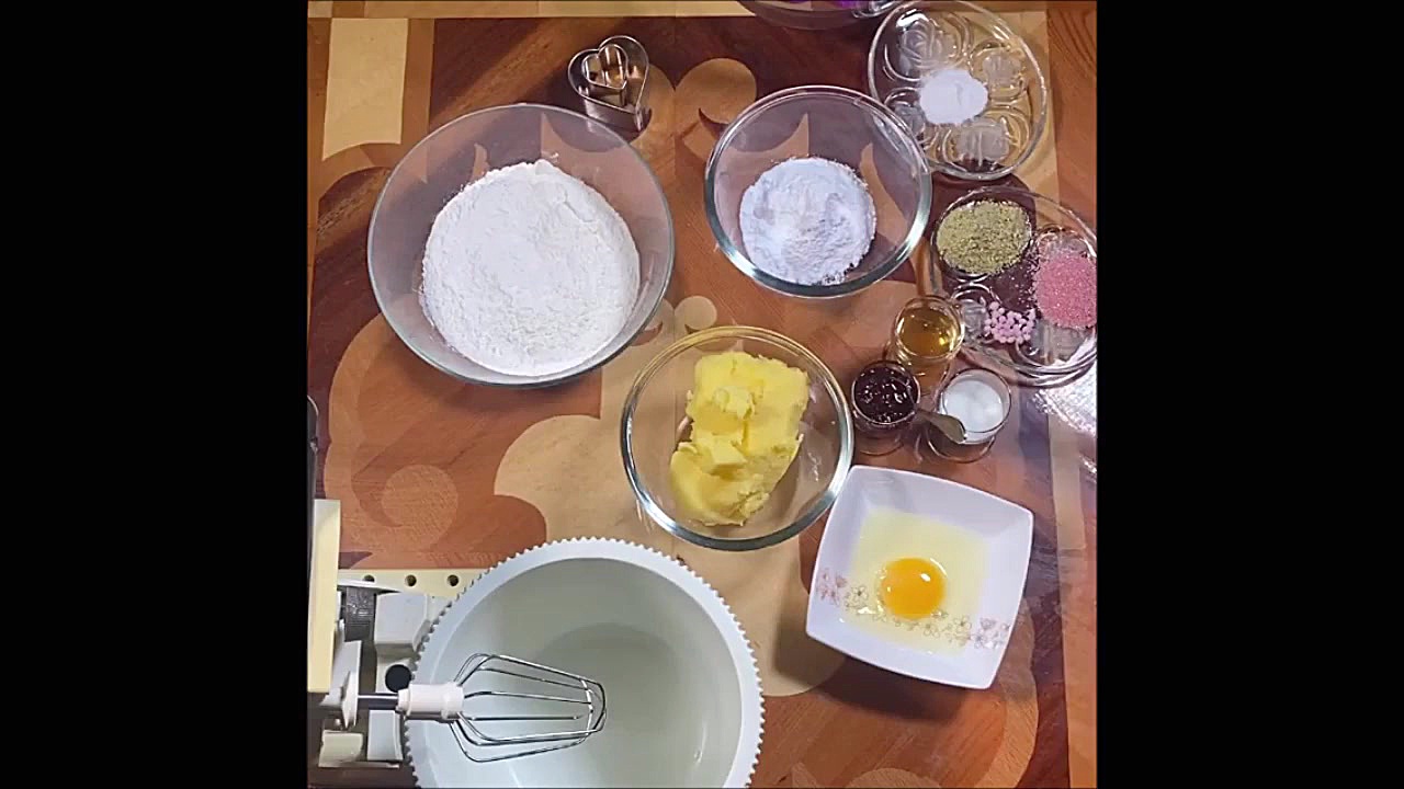 طرز تهیه شیرینی مشهدی به سبک ص...