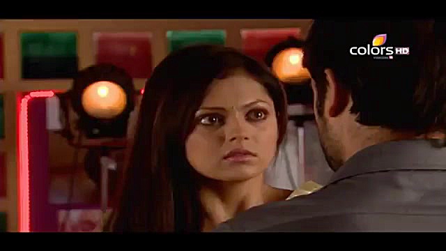 یک عشق یک جنون قسمت ۲۵۱