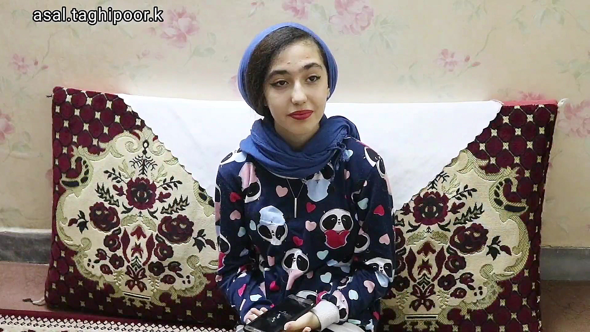 فرق رفتار مامانا با دختر و پسر...