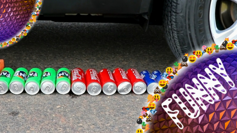 رد شدن از روی نوشابه ها با ماش...