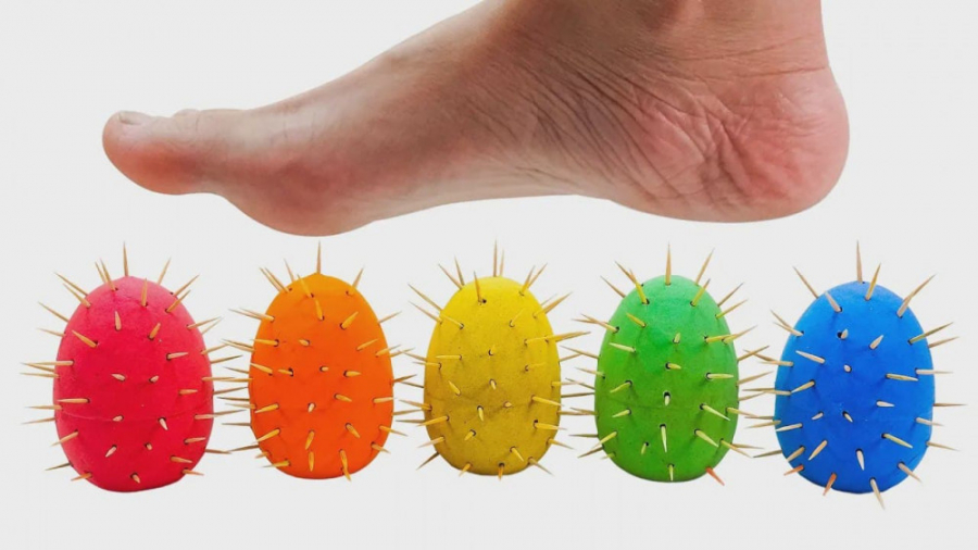 ساخت تخم مرغ های رنگی با ماسه...