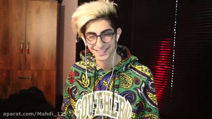 فیمس حاجی سگ دست