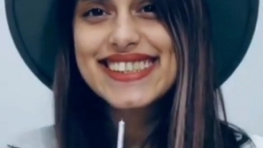 دلگرمی زیبای یک دختر خاص و متف...