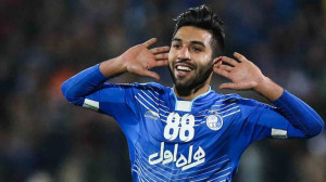 فرشید اسماعیلی استقلال همراه ب...