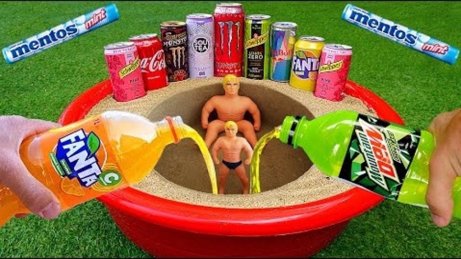 بازی و سرگرمی با نوشابه های گا...