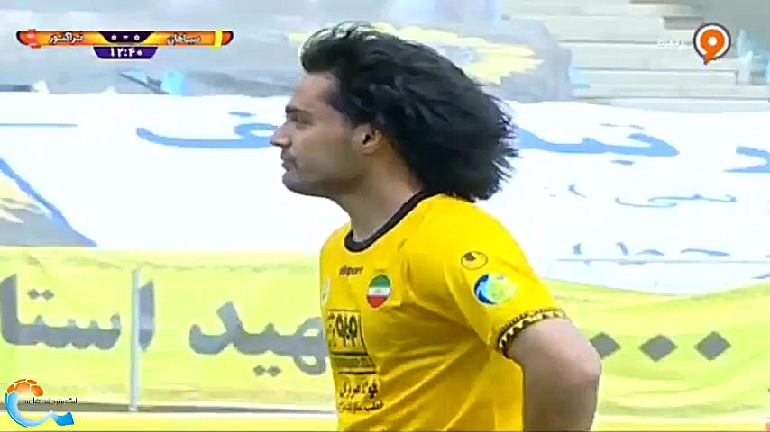 خلاصه بازی سپاهان 2 0 تراکتور