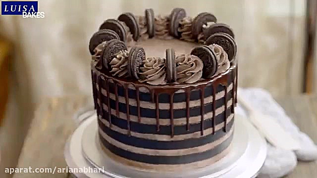 طرز تیه کیک شکلاتی با بیسکویت...