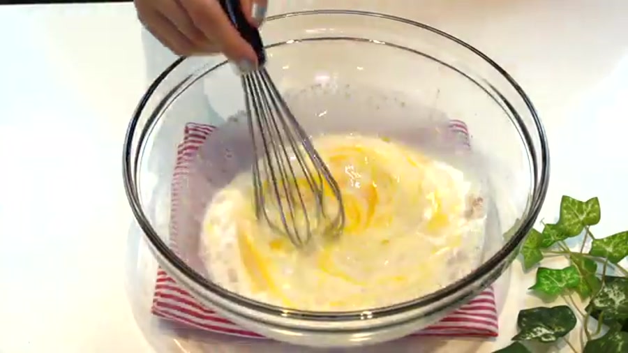 طرز تهیه نان شیرمال خانگی در خ...