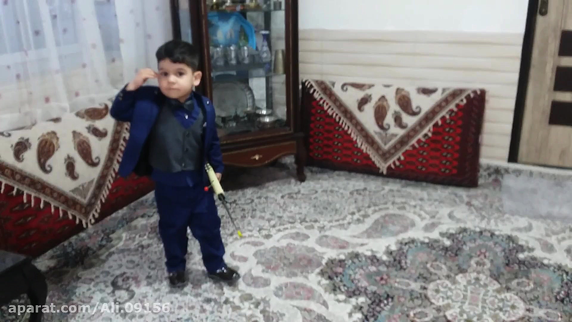 رژه نظامی کودک ۳ ساله