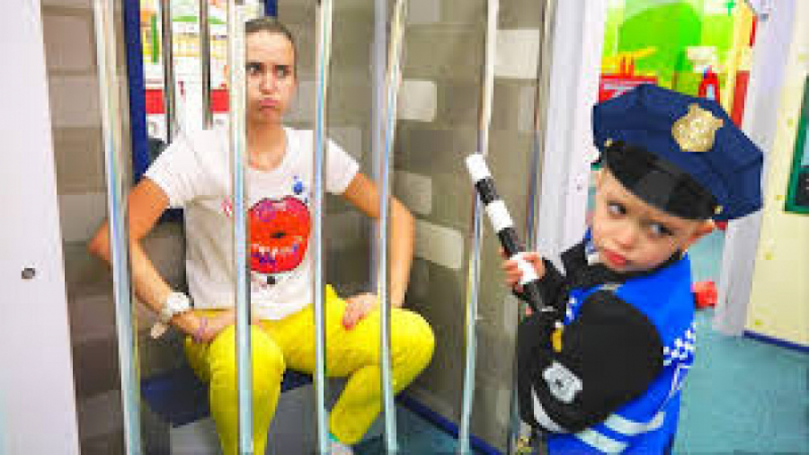 ولاد و مامان مرکز بازی برای کو...